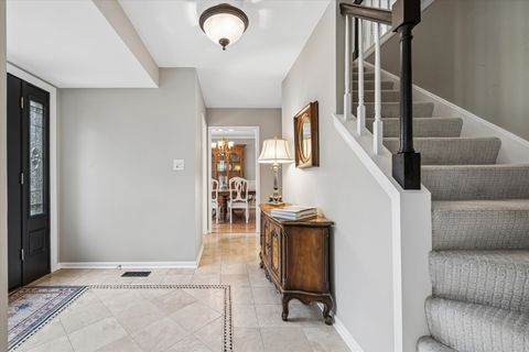 Tiny photo for 4233 Oaksbury Lane, Rolling Meadows, IL 60008 (MLS # 12600667)