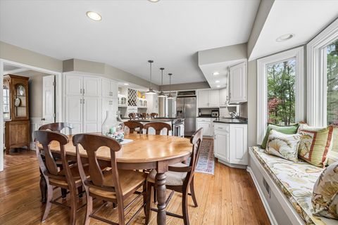 Tiny photo for 4233 Oaksbury Lane, Rolling Meadows, IL 60008 (MLS # 12600667)