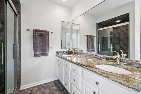 Tiny photo for 4233 Oaksbury Lane, Rolling Meadows, IL 60008 (MLS # 12600667)