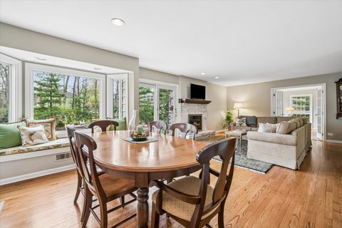 Tiny photo for 4233 Oaksbury Lane, Rolling Meadows, IL 60008 (MLS # 12600667)