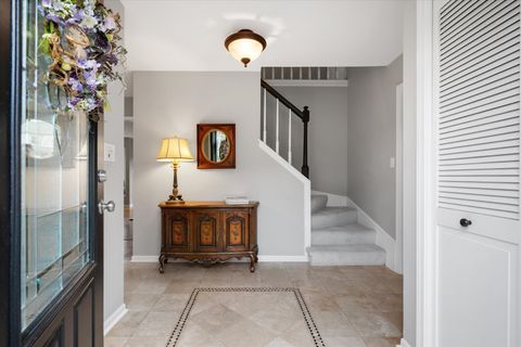 Tiny photo for 4233 Oaksbury Lane, Rolling Meadows, IL 60008 (MLS # 12600667)