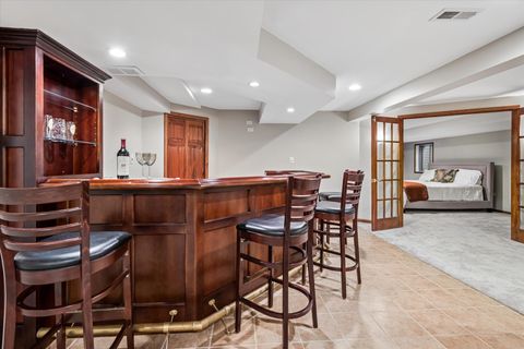 Tiny photo for 4233 Oaksbury Lane, Rolling Meadows, IL 60008 (MLS # 12600667)