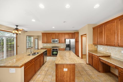 Tiny photo for 11253 Victoria Lane, Huntley, IL 60142 (MLS # 12439100)