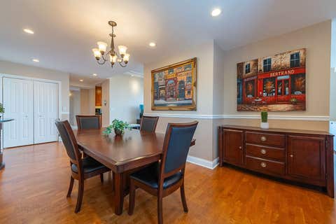 Tiny photo for 2272 S Archer Avenue #8E, Chicago, IL 60616 (MLS # 12719829)