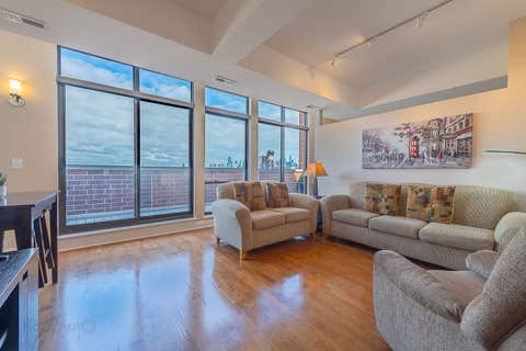 Tiny photo for 2272 S Archer Avenue #8E, Chicago, IL 60616 (MLS # 12719829)