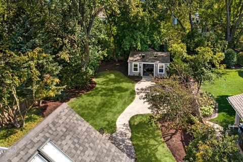 A home in Clarendon Hills