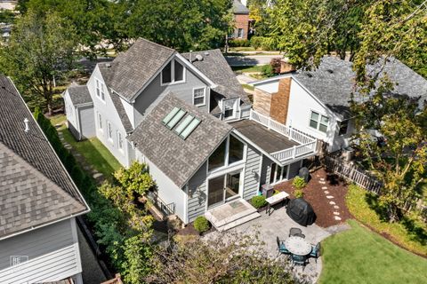 A home in Clarendon Hills