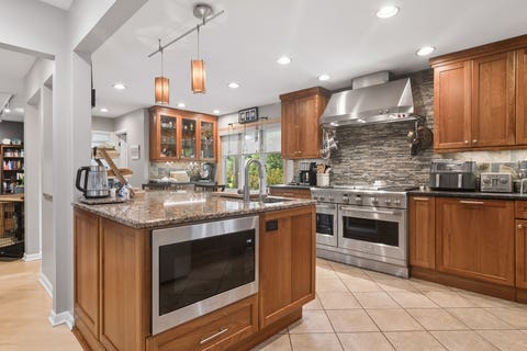 Tiny photo for 170 S ELA Road, Barrington, IL 60010 (MLS # 12726321)