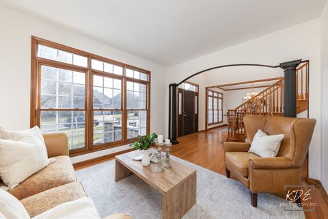 Tiny photo for 3307 Danlaur Court, Naperville, IL 60564 (MLS # 12602351)