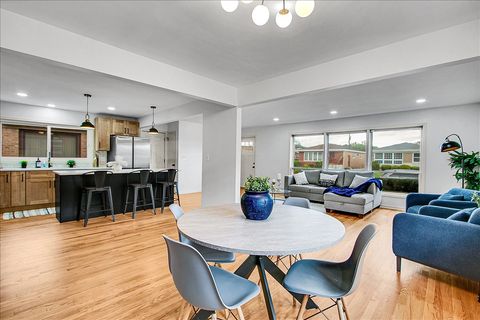 Tiny photo for 1073 W 108th Street, Chicago, IL 60643 (MLS # 12622962)