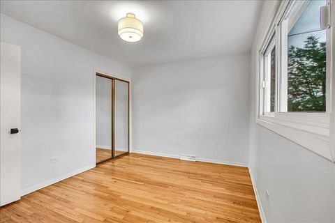 Tiny photo for 1073 W 108th Street, Chicago, IL 60643 (MLS # 12622962)