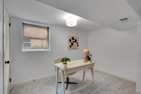 Tiny photo for 1073 W 108th Street, Chicago, IL 60643 (MLS # 12622962)