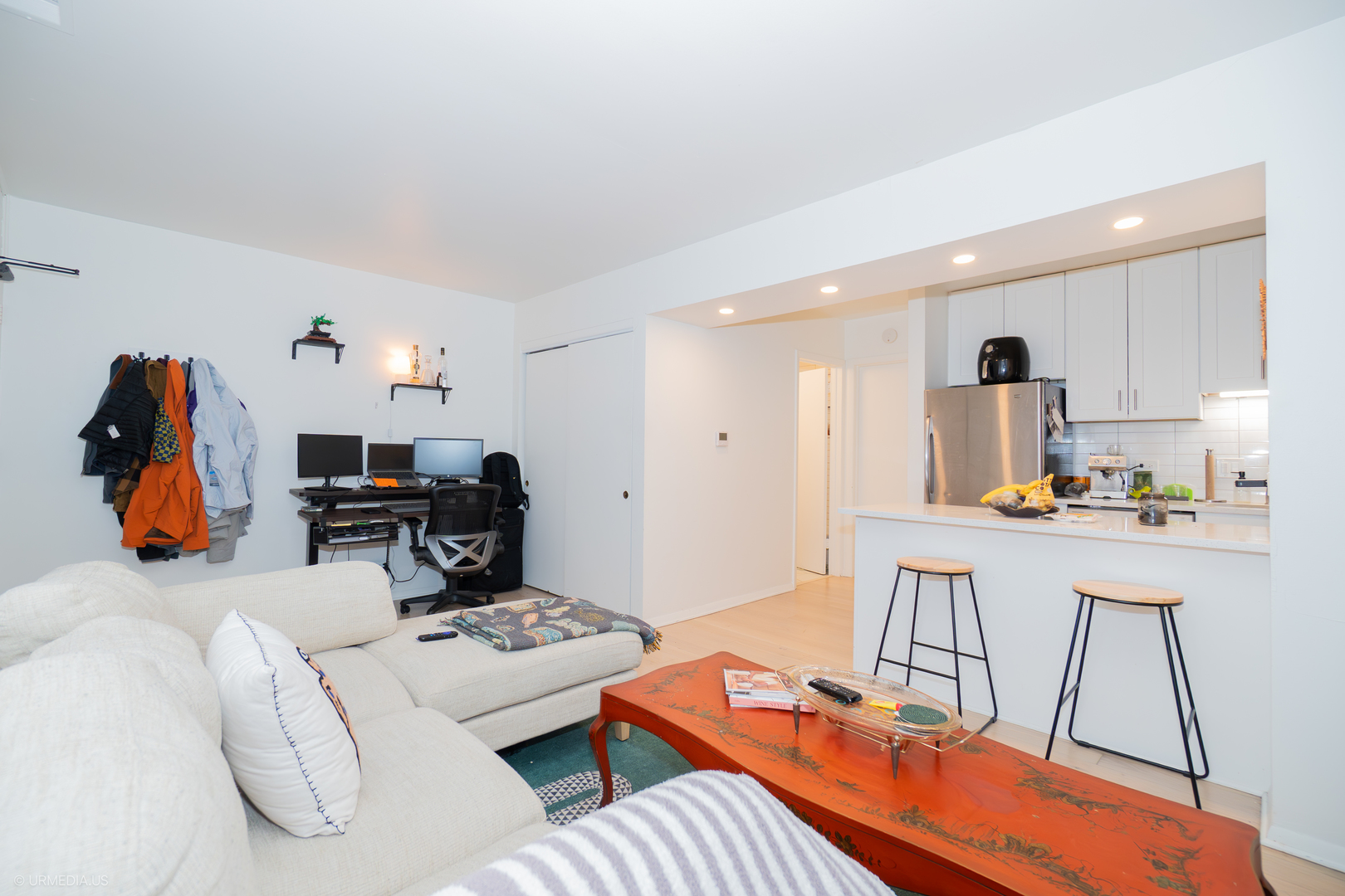 455 W Grant Place 9