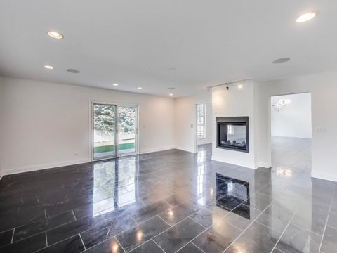 Tiny photo for 23W160 Woodcroft Drive, Glen Ellyn, IL 60137 (MLS # 12480898)