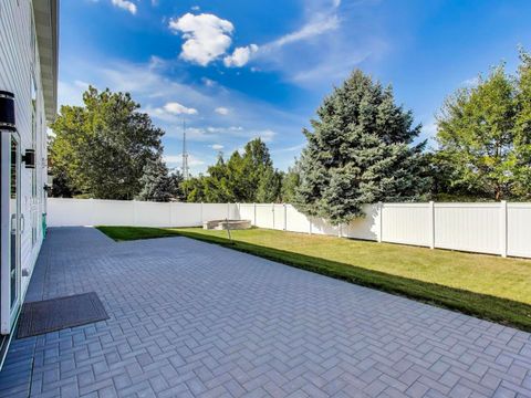 Tiny photo for 23W160 Woodcroft Drive, Glen Ellyn, IL 60137 (MLS # 12480898)