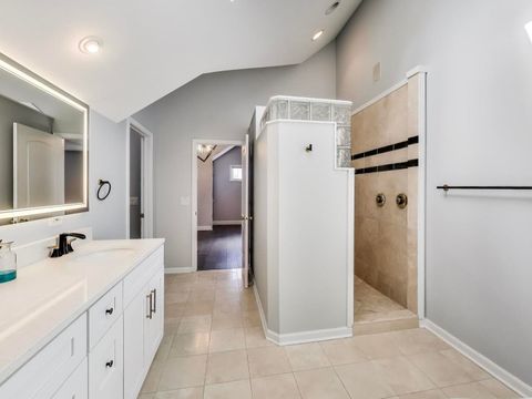 Tiny photo for 23W160 Woodcroft Drive, Glen Ellyn, IL 60137 (MLS # 12480898)