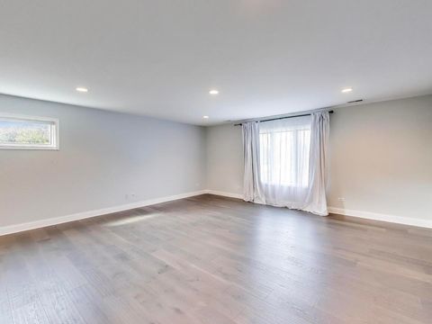 Tiny photo for 23W160 Woodcroft Drive, Glen Ellyn, IL 60137 (MLS # 12480898)