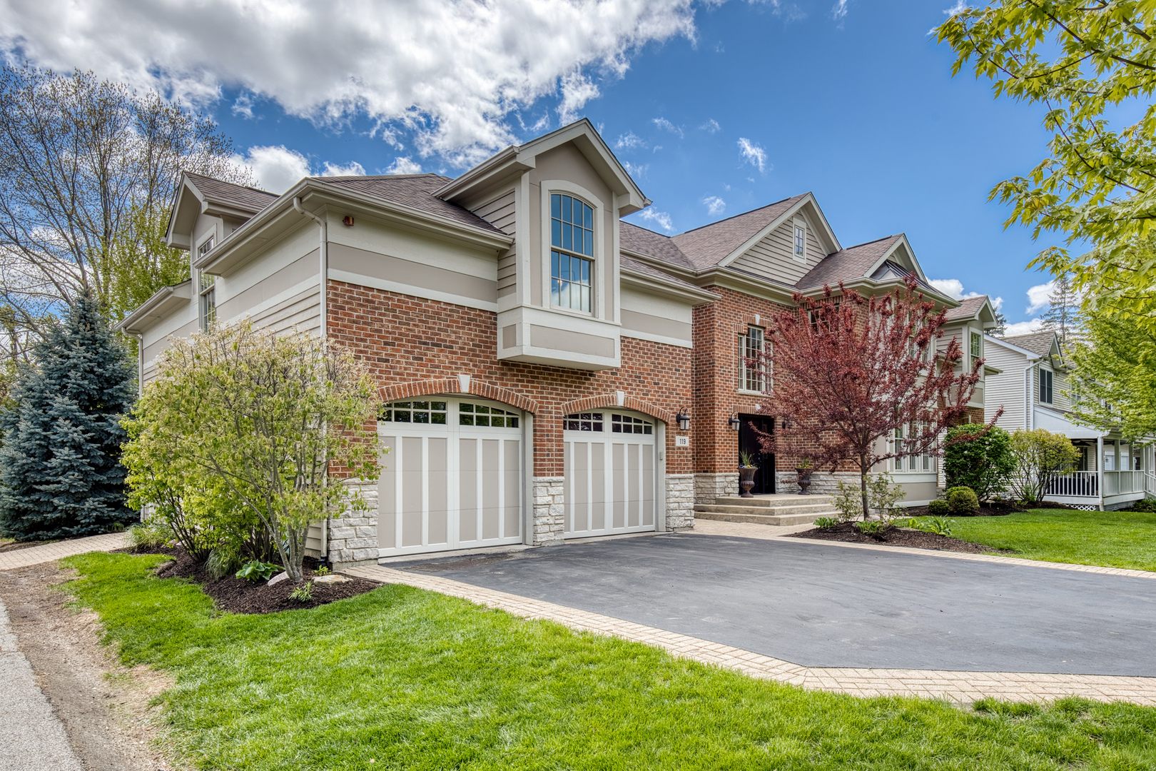 119 Roslyn Road