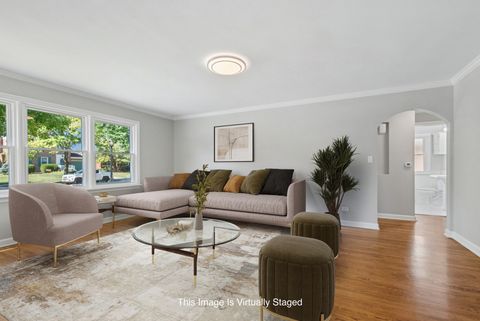 Tiny photo for 617 S Madison Avenue, La Grange, IL 60525 (MLS # 12478099)