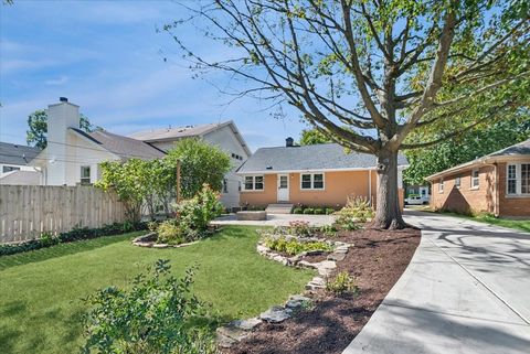 Tiny photo for 617 S Madison Avenue, La Grange, IL 60525 (MLS # 12478099)