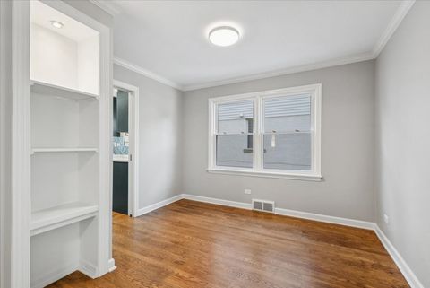 Tiny photo for 617 S Madison Avenue, La Grange, IL 60525 (MLS # 12478099)