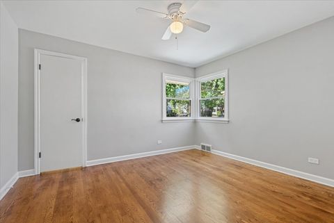 Tiny photo for 617 S Madison Avenue, La Grange, IL 60525 (MLS # 12478099)