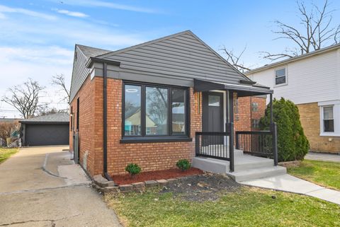 Photo of 505 47th Avenue, Bellwood, IL 60104 (MLS # 12601642)