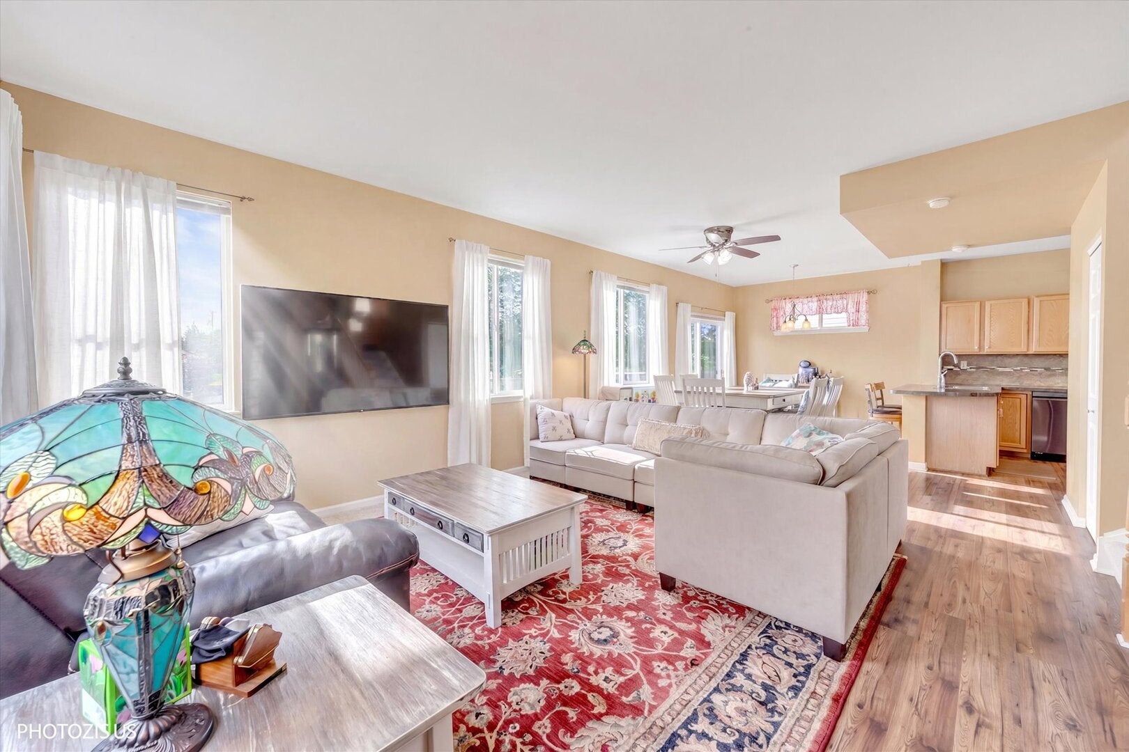 3111 GLORIA Lane 3111
