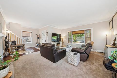 Tiny photo for 112 Liberty Street, West Dundee, IL 60118 (MLS # 12485665)