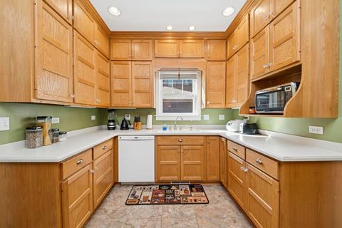 Tiny photo for 112 Liberty Street, West Dundee, IL 60118 (MLS # 12485665)