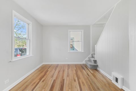 Tiny photo for 3535 W 116th Place, Chicago, IL 60655 (MLS # 12623142)