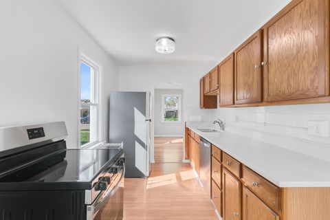 Tiny photo for 3535 W 116th Place, Chicago, IL 60655 (MLS # 12623142)
