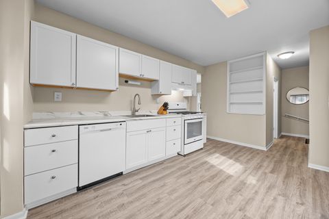 Tiny photo for 514 W 9th Street, Belvidere, IL 61008 (MLS # 12506269)