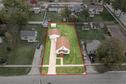 Tiny photo for 514 W 9th Street, Belvidere, IL 61008 (MLS # 12506269)