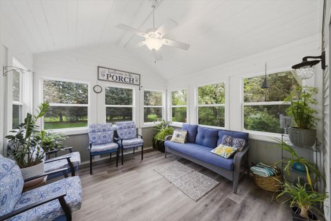 Tiny photo for 706 Silver Glen Road, McHenry, IL 60050 (MLS # 12600674)