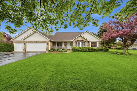 Photo of 706 Silver Glen Road, McHenry, IL 60050 (MLS # 12600674)