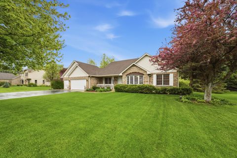 Tiny photo for 706 Silver Glen Road, McHenry, IL 60050 (MLS # 12600674)