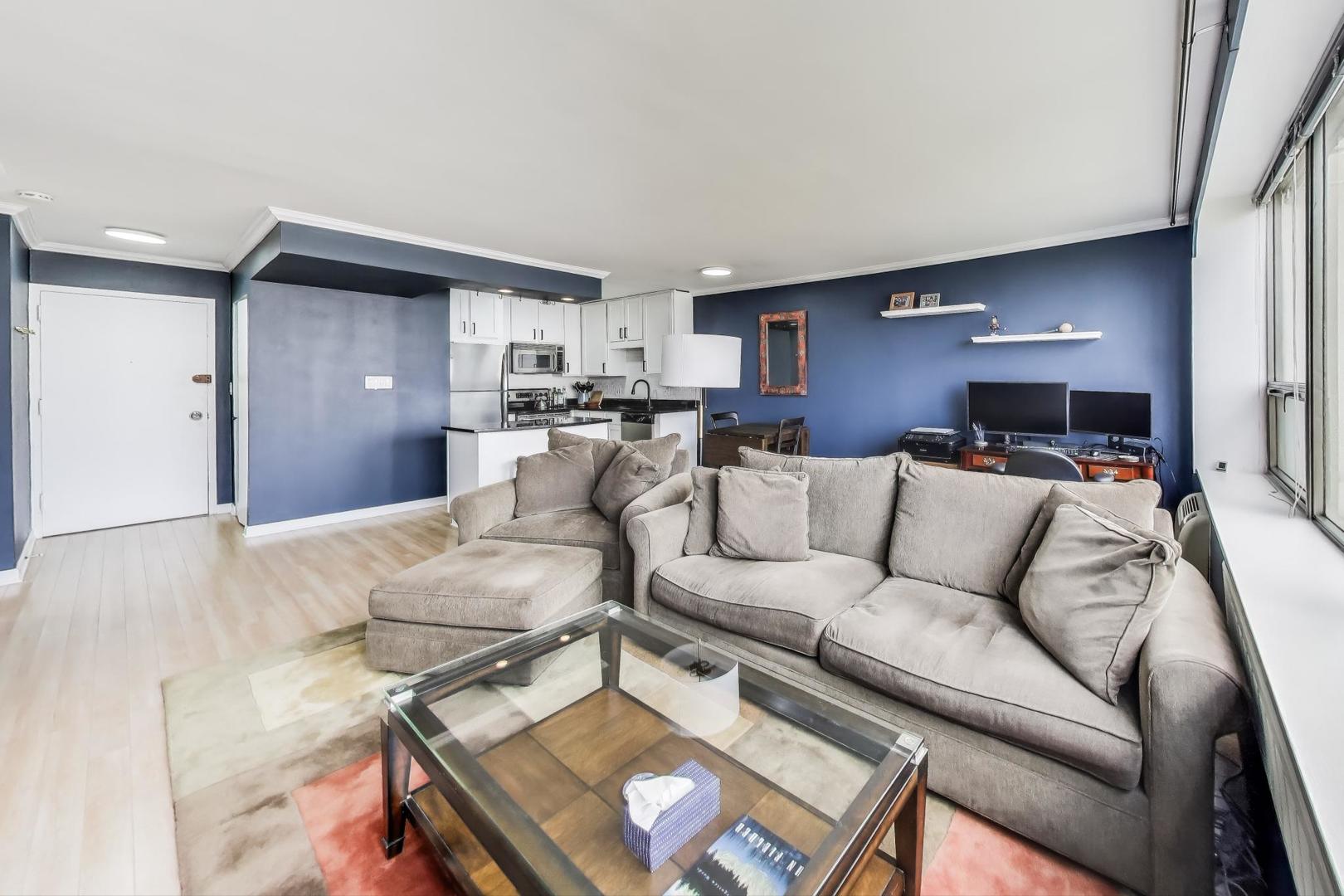 1360 N Sandburg Terrace 1910