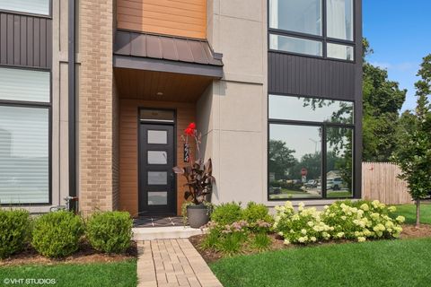 Tiny photo for 274 N Addison Avenue, Elmhurst, IL 60126 (MLS # 12462449)