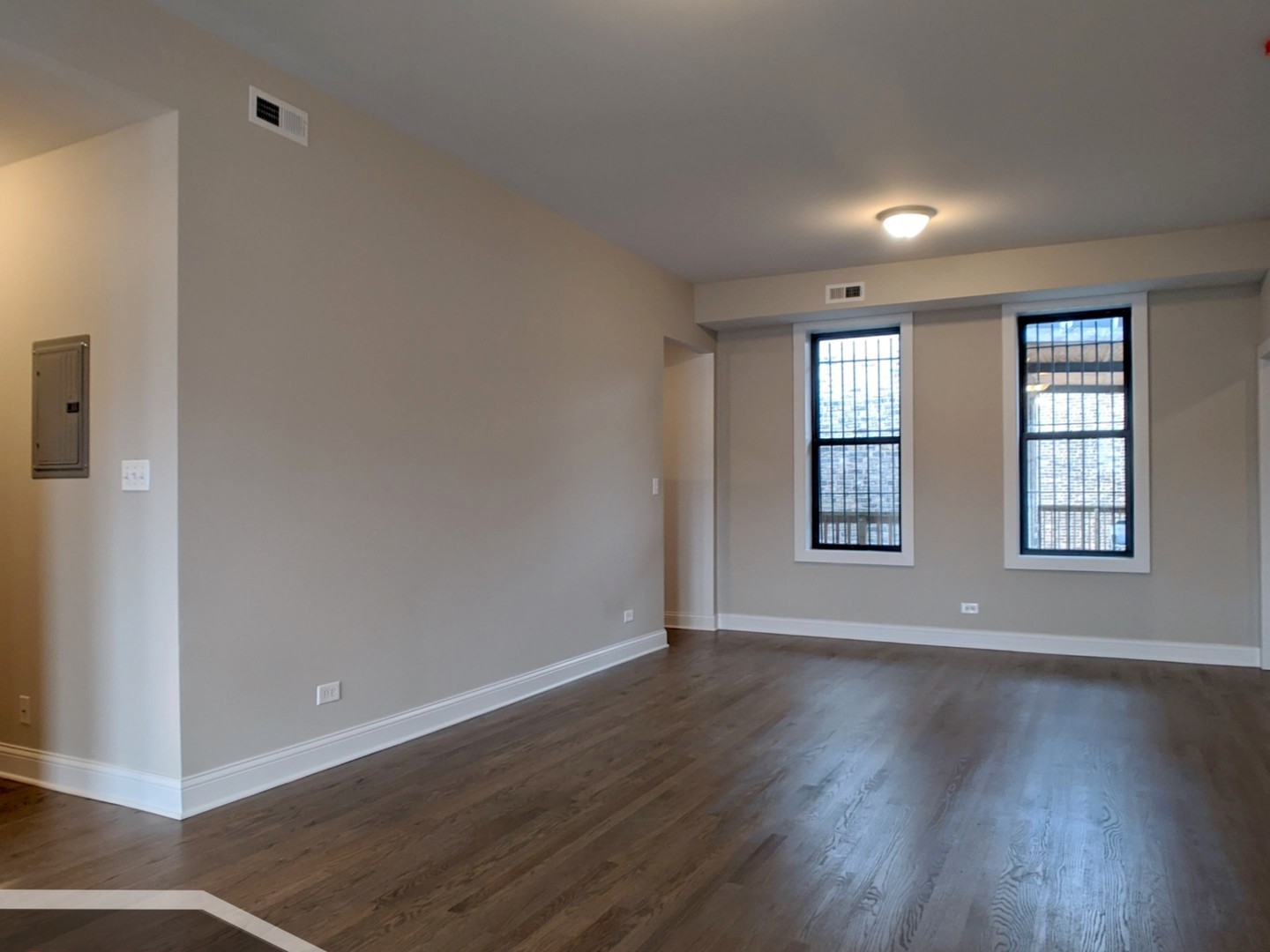 3405 W Fullerton Avenue 2