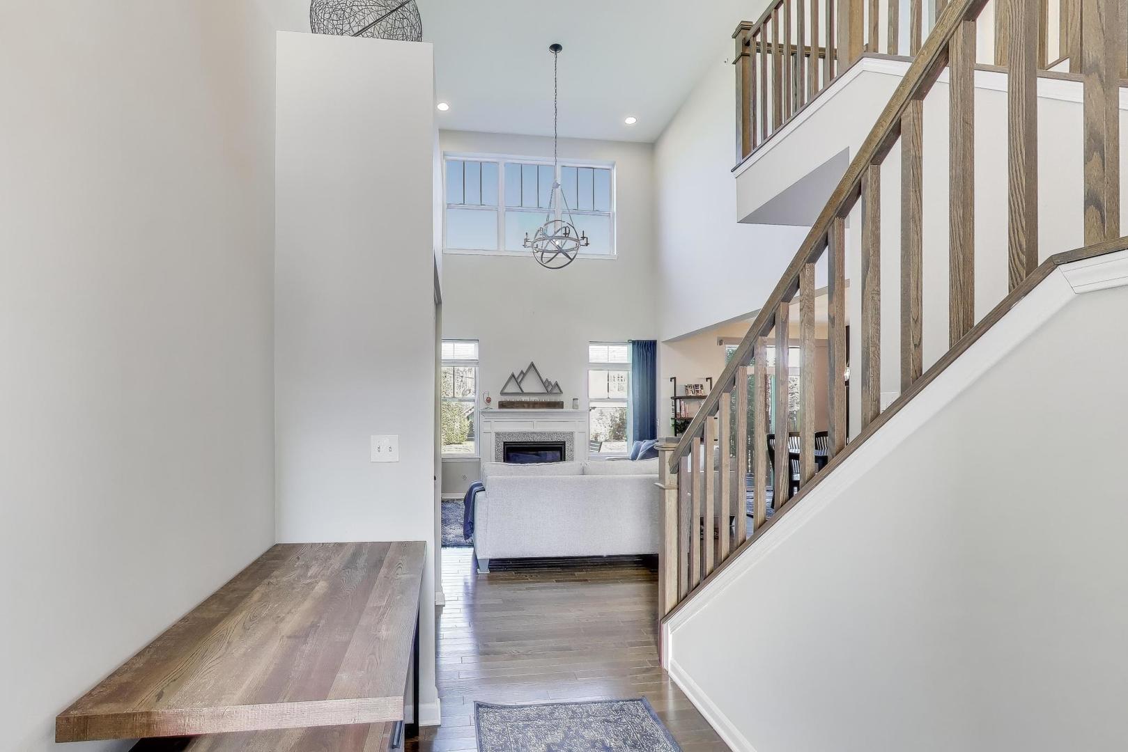 3223 N Heritage Lane