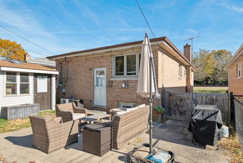 Tiny photo for 11208 S Sacramento Avenue, Chicago, IL 60655 (MLS # 12510709)