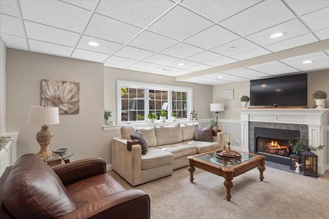 Tiny photo for 225 5th Street, Libertyville, IL 60048 (MLS # 12609410)