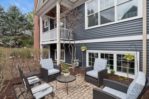 Tiny photo for 225 5th Street, Libertyville, IL 60048 (MLS # 12609410)