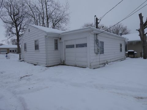 Tiny photo for 135 S Quincy Avenue, Bradley, IL 60915 (MLS # 12526794)