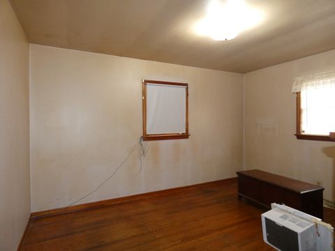 Tiny photo for 135 S Quincy Avenue, Bradley, IL 60915 (MLS # 12526794)