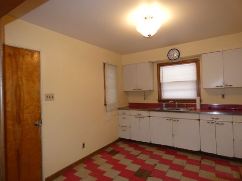 Tiny photo for 135 S Quincy Avenue, Bradley, IL 60915 (MLS # 12526794)