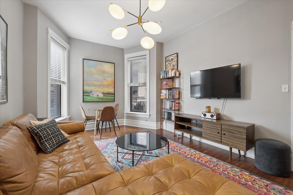 2921 N HALSTED Street 2R