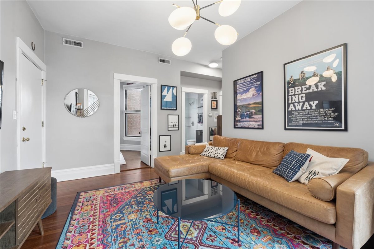 2921 N HALSTED Street 2R