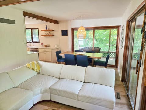 Tiny photo for 11 Chairtree Court, Putnam, IL 61560 (MLS # 12672140)